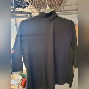 Daily Thread Crop Top